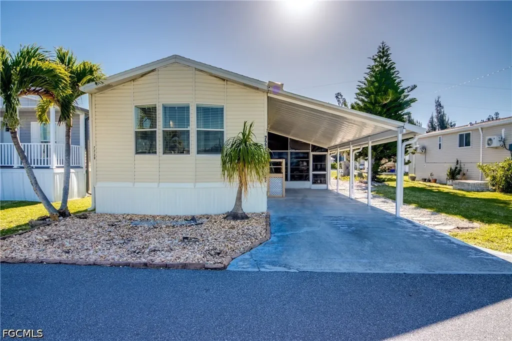7230 Ladyfish Drive St. James City FL 33956