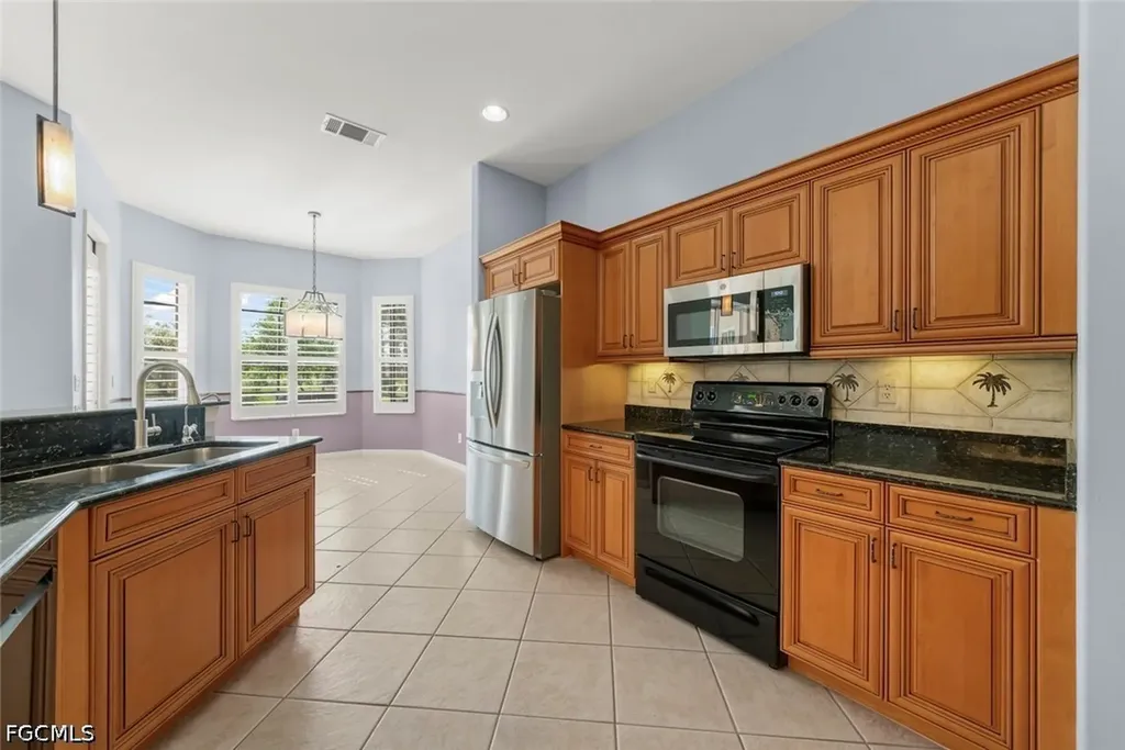 2165 Berkley Way Lehigh Acres FL 33973