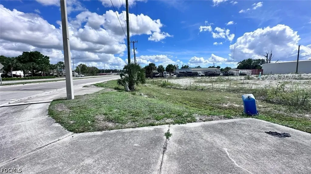 3511 Veronica S Shoemaker Boulevard Fort Myers FL 33916