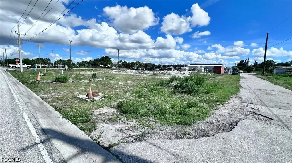 3511 Veronica S Shoemaker Boulevard Fort Myers FL 33916
