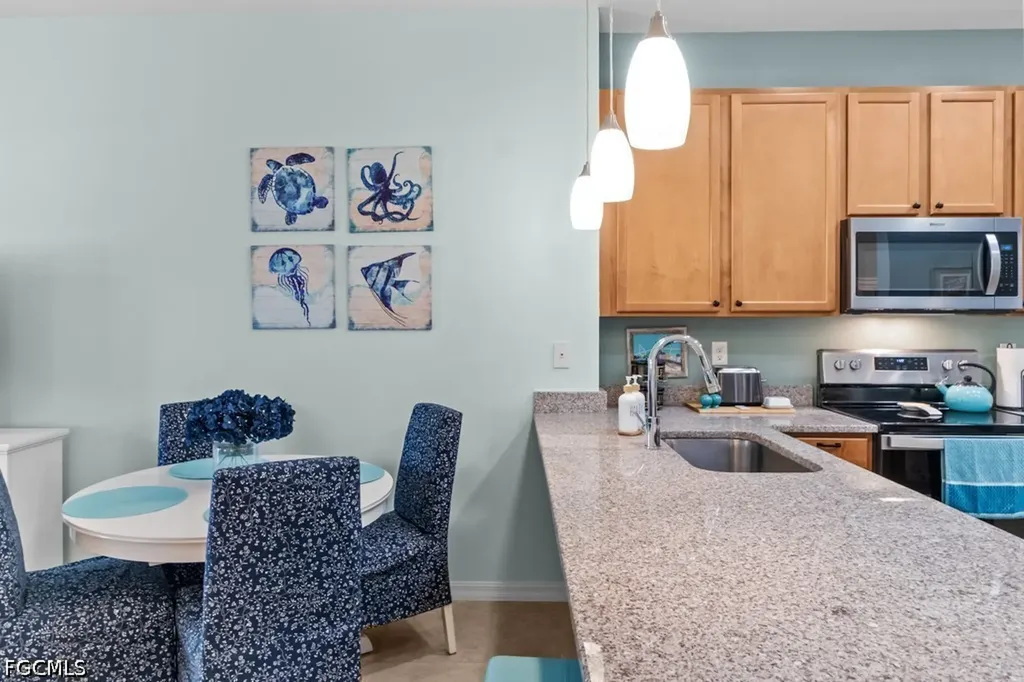 3284 Magnolia Landing Lane North Fort Myers FL 33917