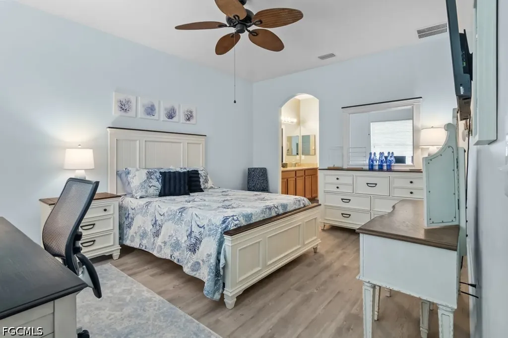 3284 Magnolia Landing Lane North Fort Myers FL 33917