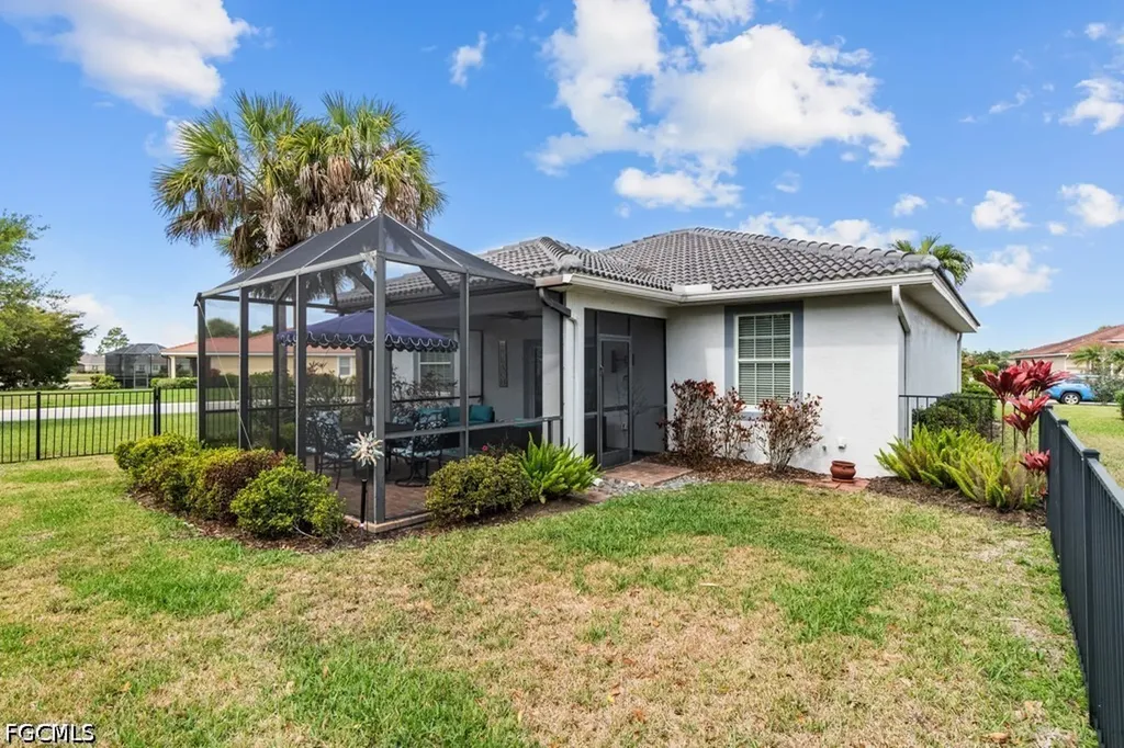 3284 Magnolia Landing Lane North Fort Myers FL 33917