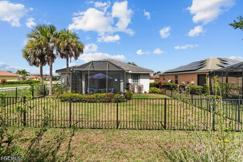 3284 Magnolia Landing Lane North Fort Myers FL 33917
