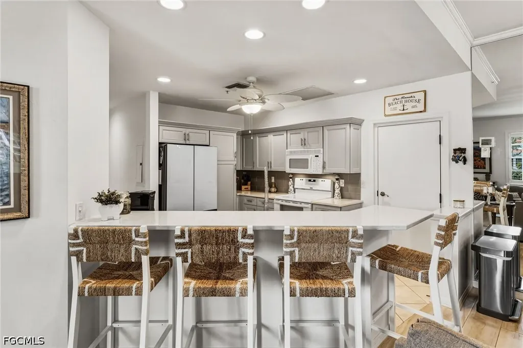 Fort Myers FL, 14320 Harbour Links Court, Unit 10A