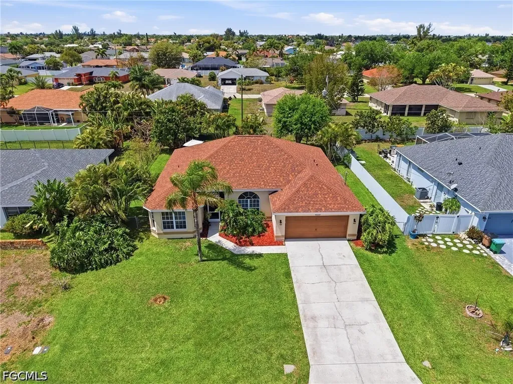 2118 Country Club Boulevard Cape Coral FL 33990