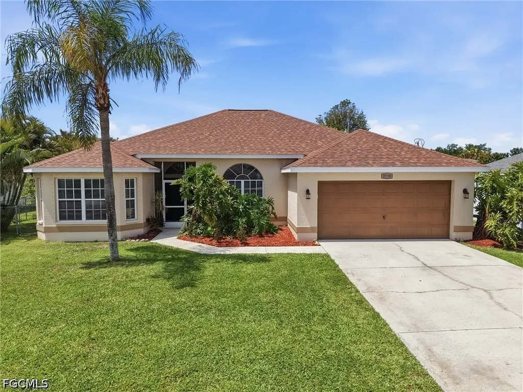 2118 Country Club Boulevard Cape Coral FL 33990
