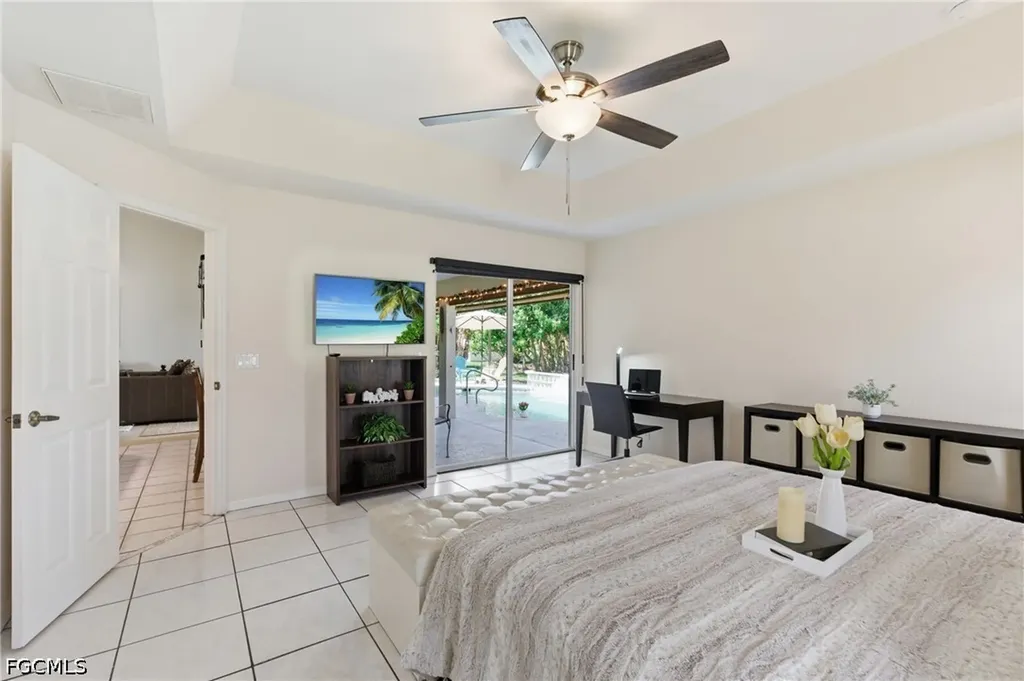 2118 Country Club Boulevard Cape Coral FL 33990
