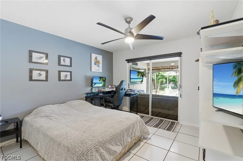 2118 Country Club Boulevard Cape Coral FL 33990