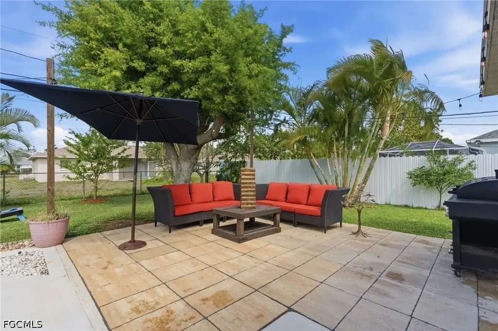 2118 Country Club Boulevard Cape Coral FL 33990