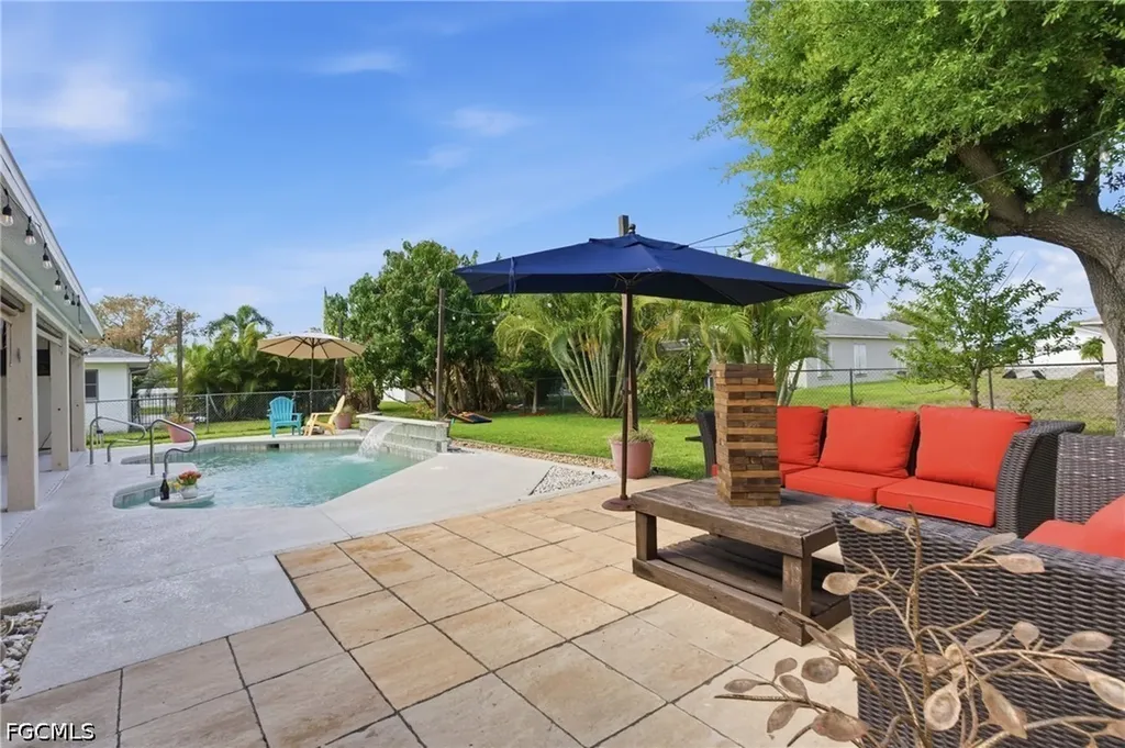 2118 Country Club Boulevard Cape Coral FL 33990