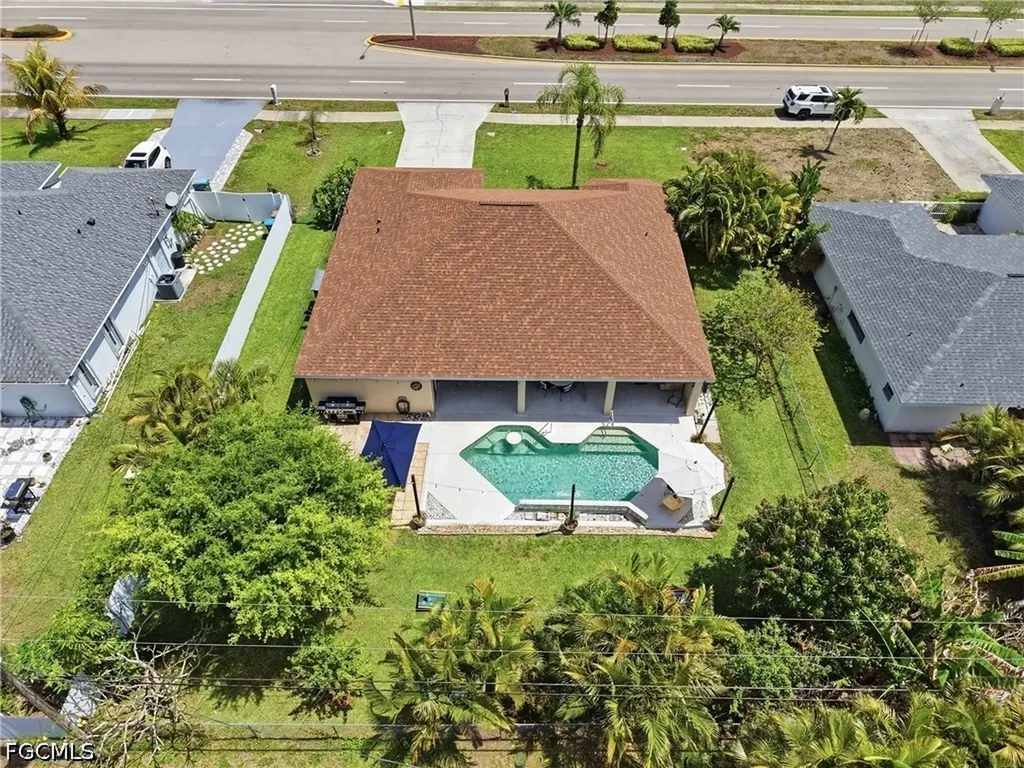 2118 Country Club Boulevard Cape Coral FL 33990
