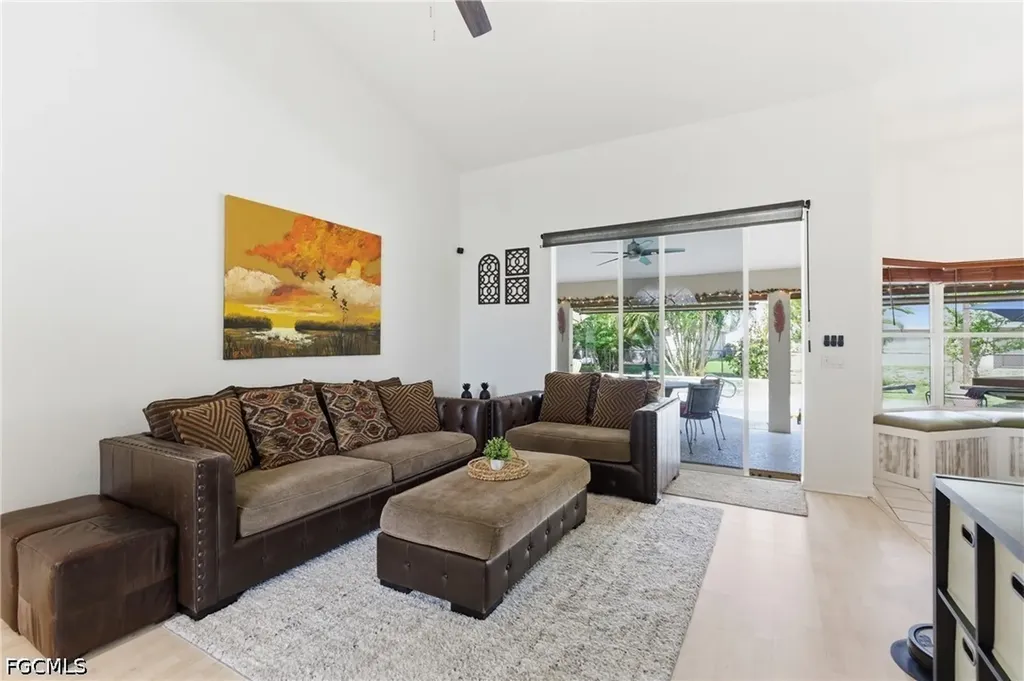 2118 Country Club Boulevard Cape Coral FL 33990
