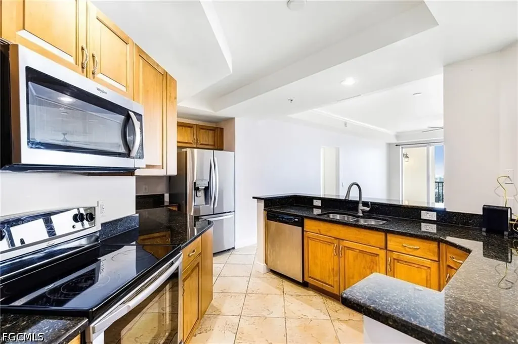 2745 1st Street Fort Myers FL 33916