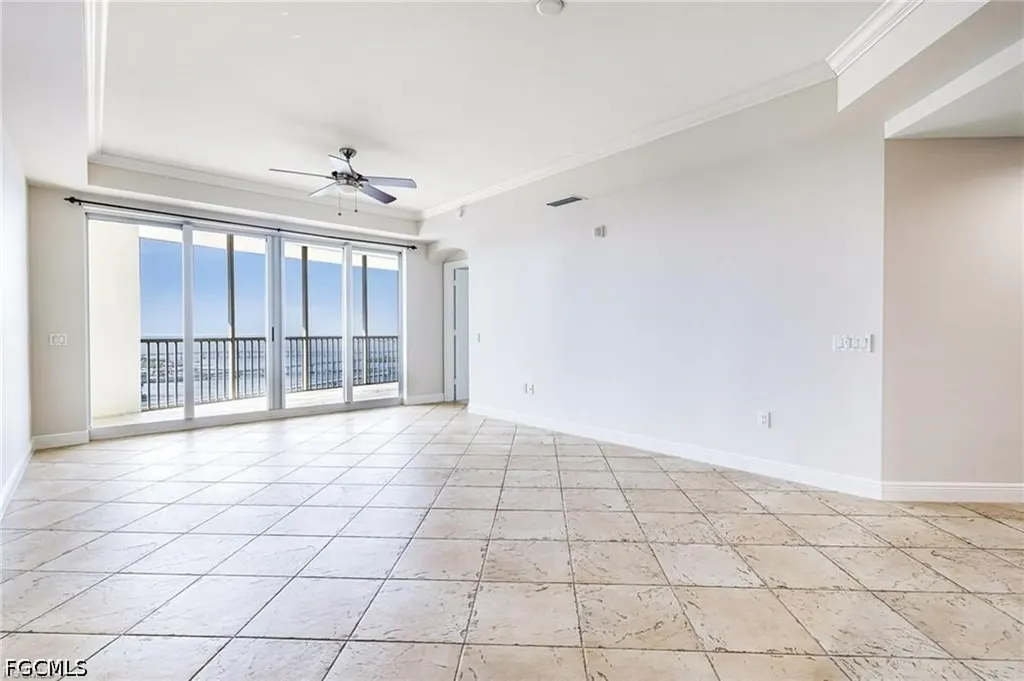 2745 1st Street Fort Myers FL 33916