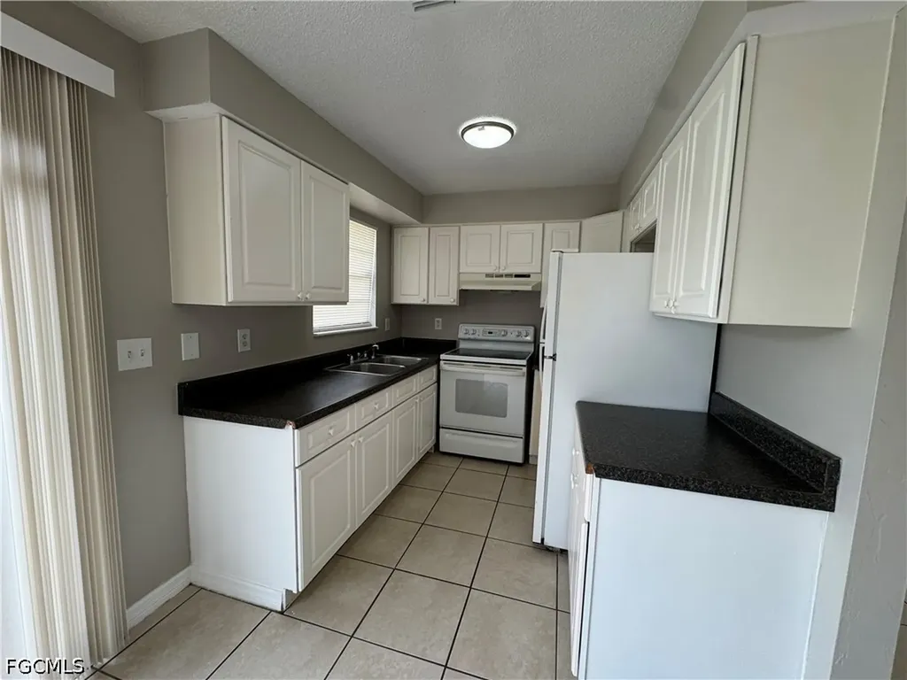 1112 Gifford Avenue S Lehigh Acres FL 33936