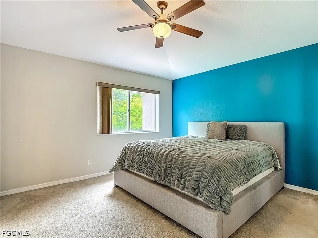 10043 Salina Street Fort Myers FL 33905