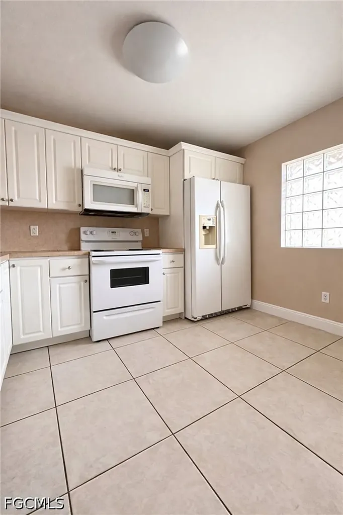 4120 Skyline Boulevard Cape Coral FL 33914