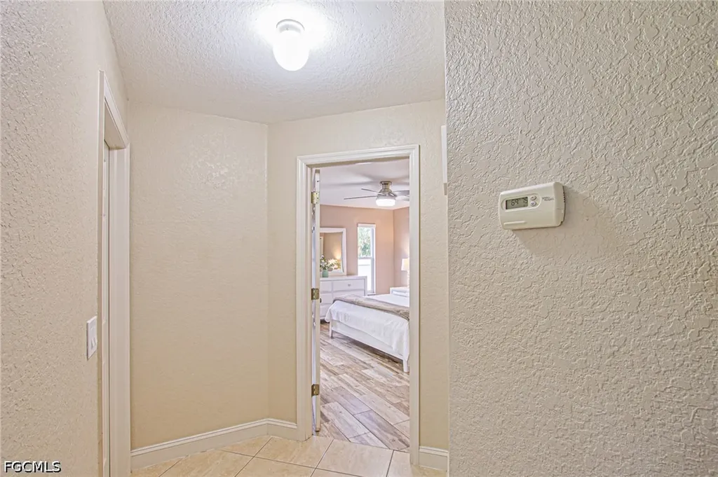 1301 SW 11th Street Cape Coral FL 33991