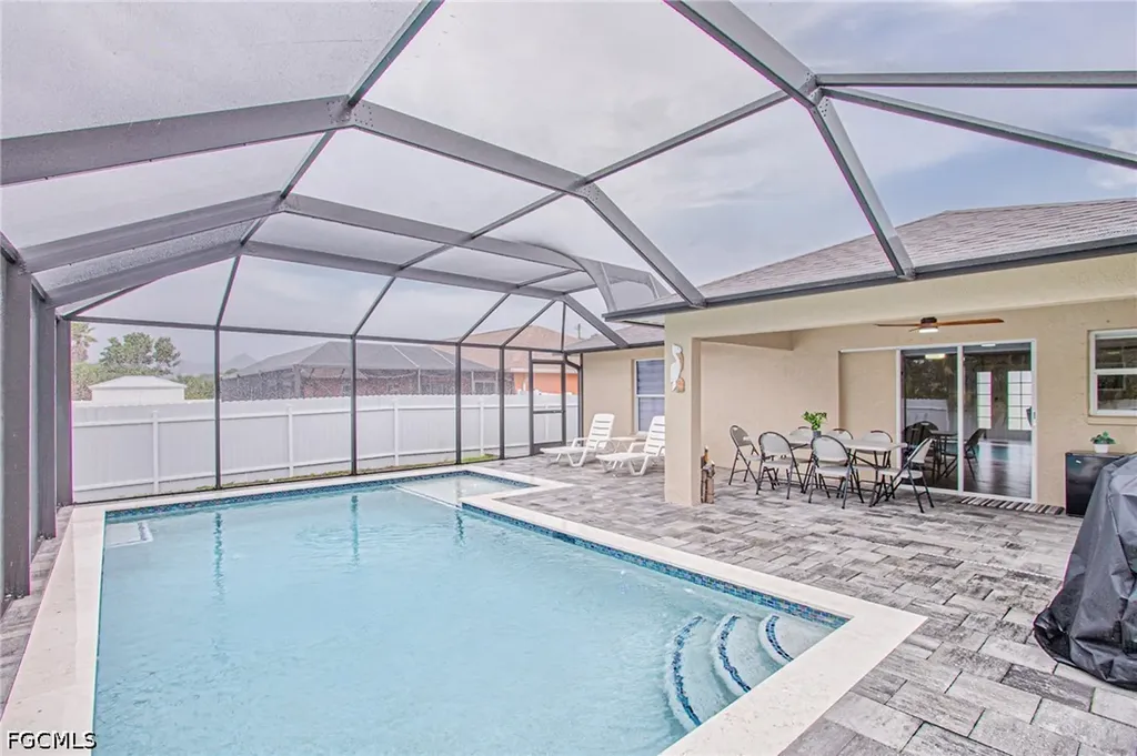 1301 SW 11th Street Cape Coral FL 33991