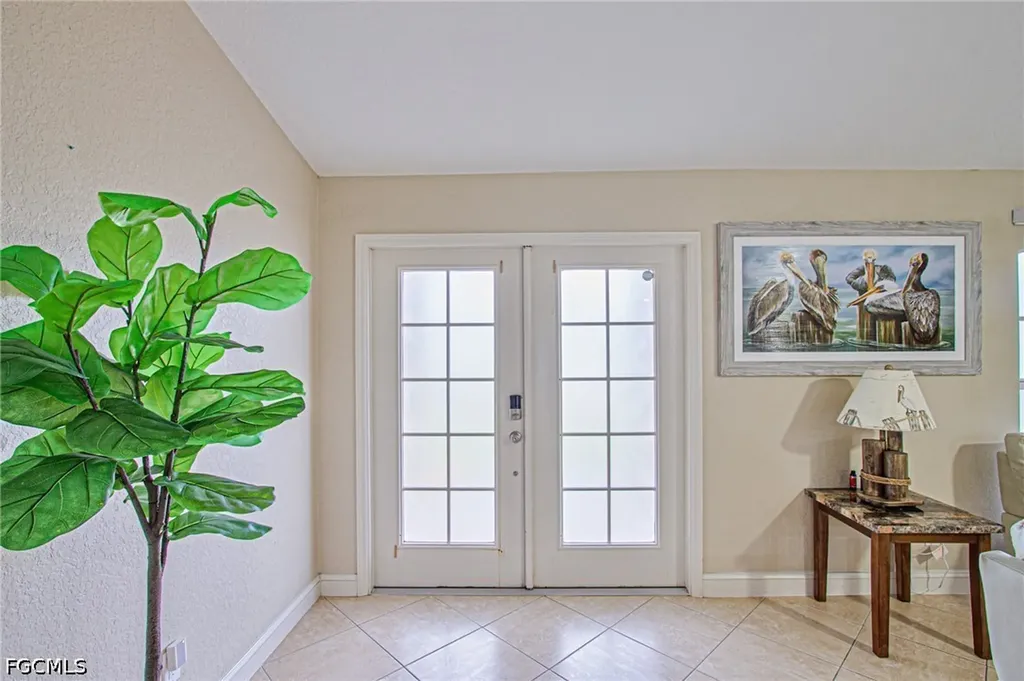 1301 SW 11th Street Cape Coral FL 33991