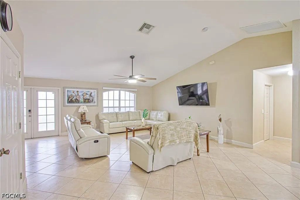 1301 SW 11th Street Cape Coral FL 33991