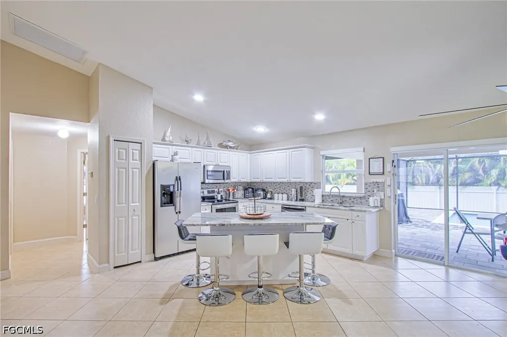 1301 SW 11th Street Cape Coral FL 33991