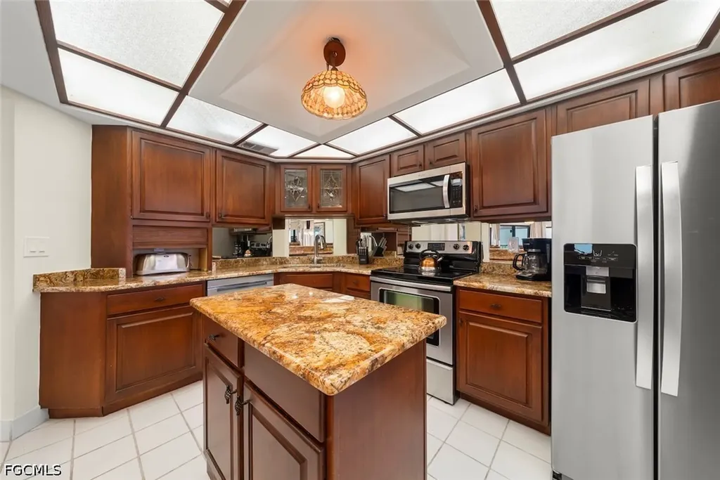 2445 W Gulf Drive Sanibel FL 33957