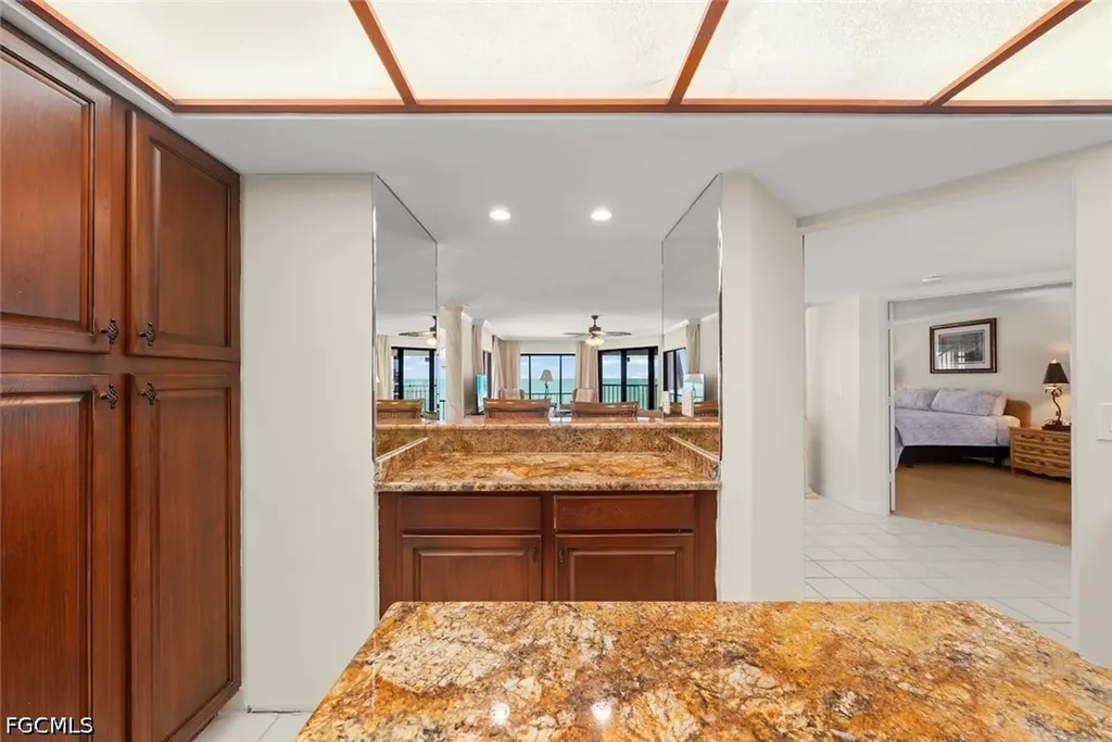 2445 W Gulf Drive Sanibel FL 33957