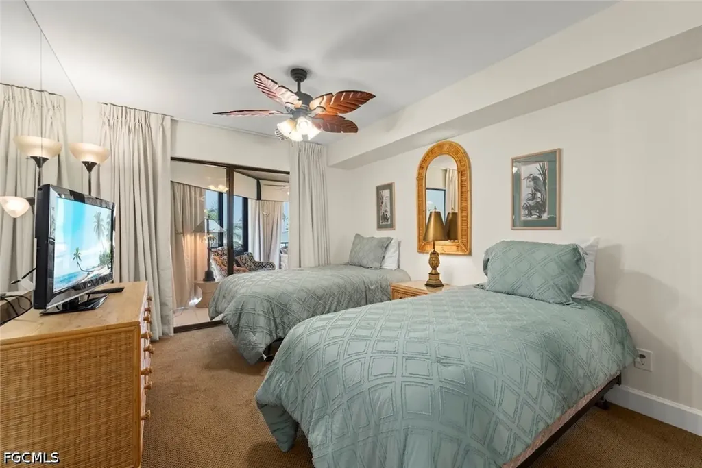 2445 W Gulf Drive Sanibel FL 33957