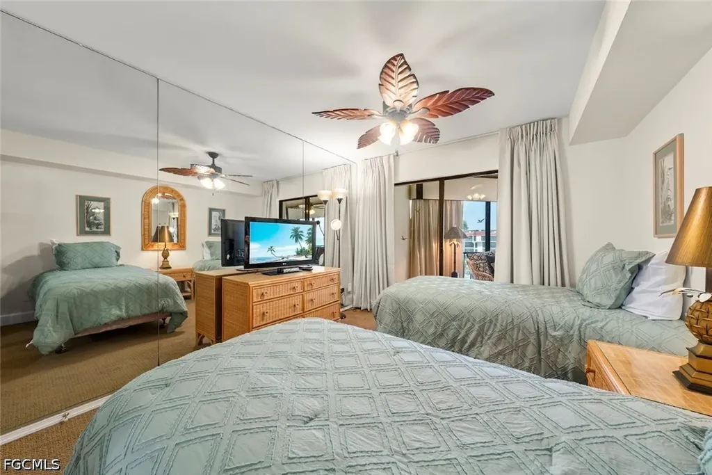 2445 W Gulf Drive Sanibel FL 33957