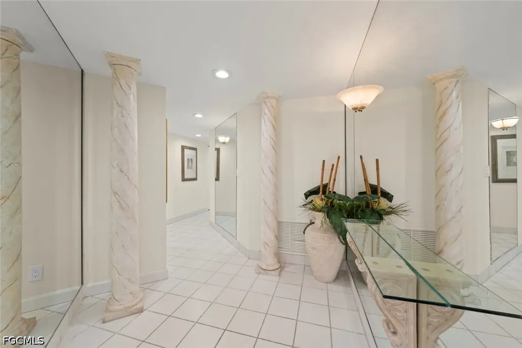 2445 W Gulf Drive Sanibel FL 33957