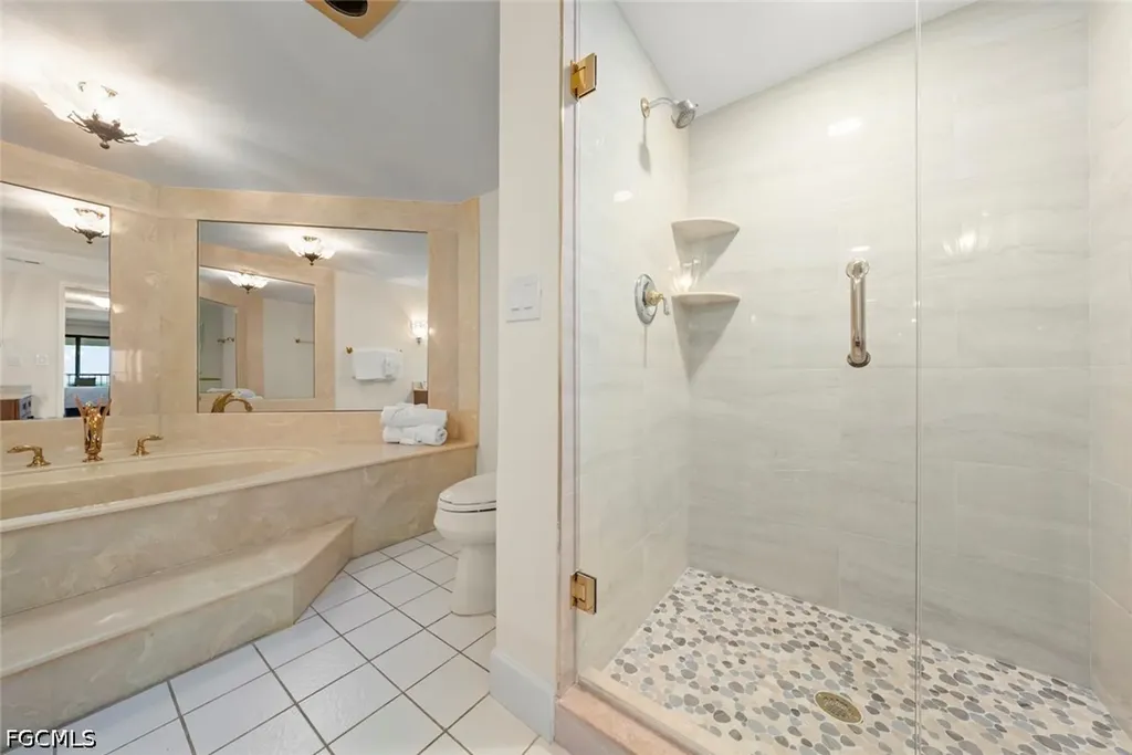 2445 W Gulf Drive Sanibel FL 33957