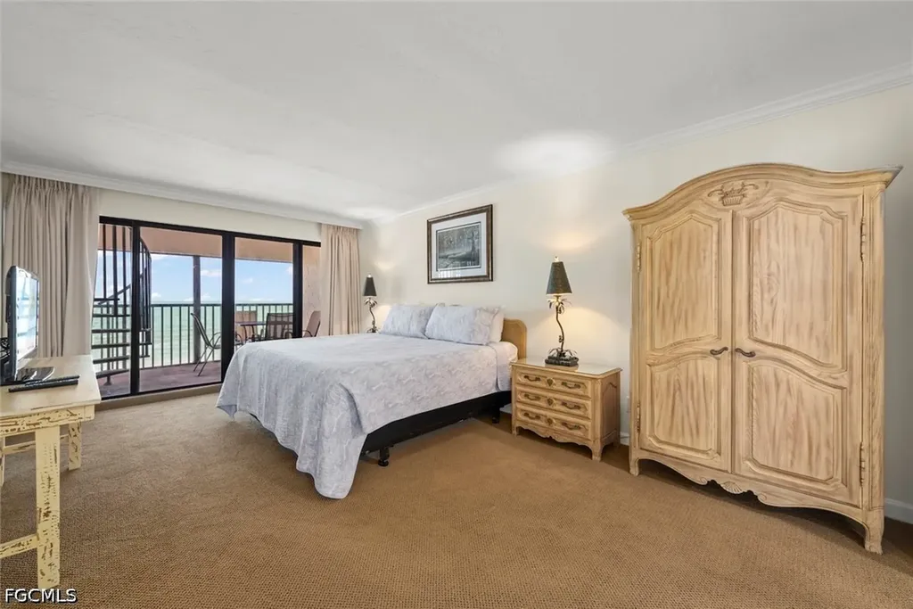 2445 W Gulf Drive Sanibel FL 33957