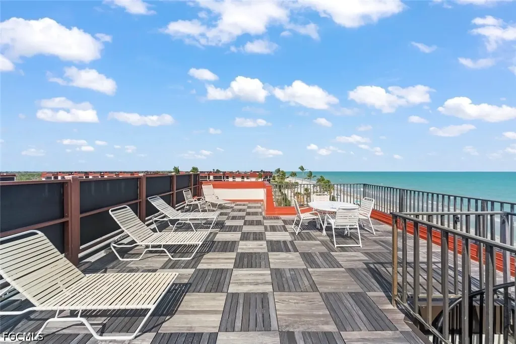 2445 W Gulf Drive Sanibel FL 33957