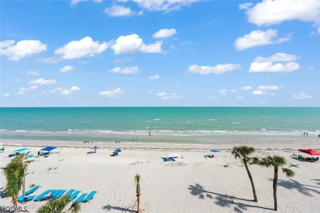2445 W Gulf Drive Sanibel FL 33957