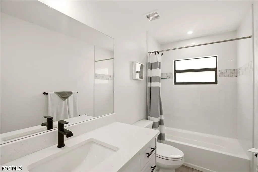1834 NW 36th Place Cape Coral FL 33993