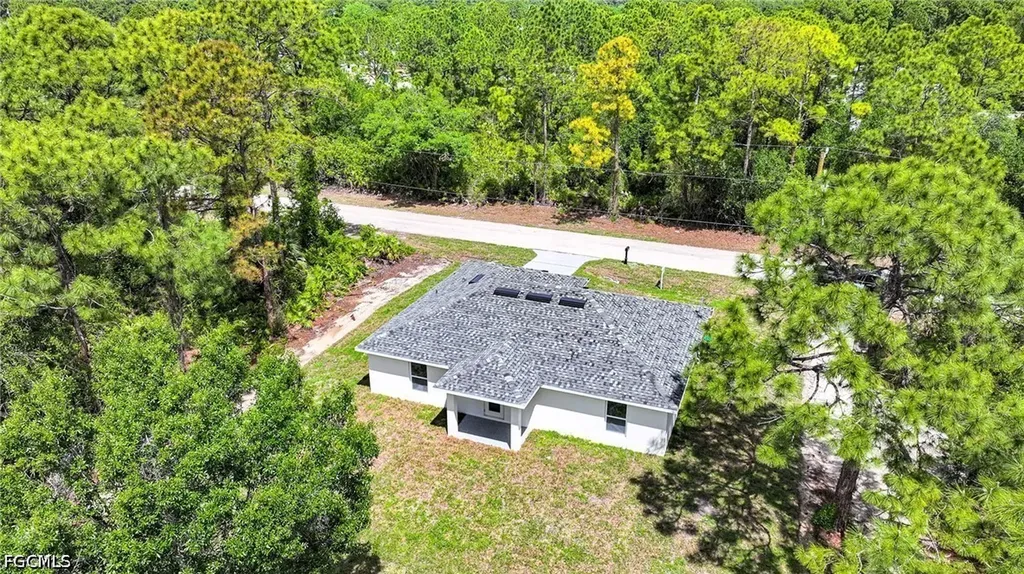 824 Carpenter Street E Lehigh Acres FL 33974