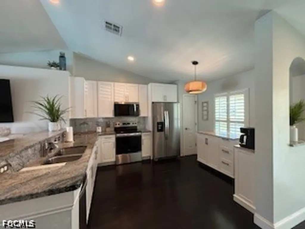 4104 SW 15 Avenue Cape Coral FL 33914
