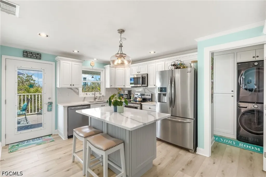 970 Sand Castle Road Sanibel FL 33957