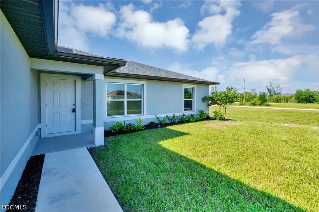 2623 NW Juanita Place Cape Coral FL 33993