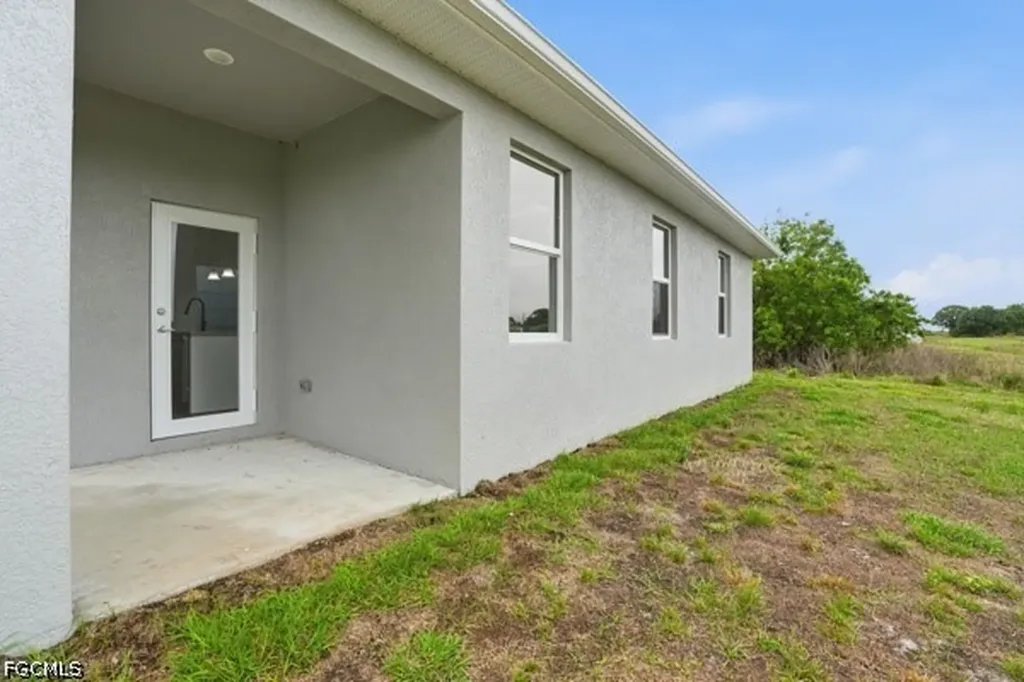 538 David Circle Labelle FL 33935