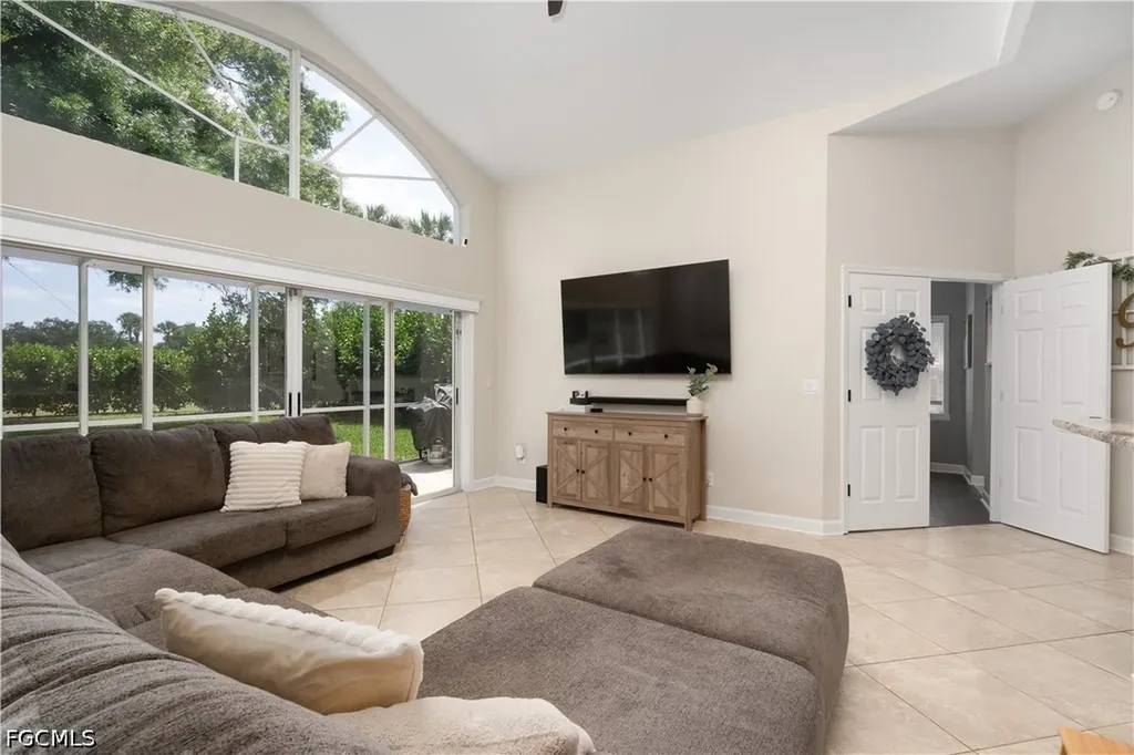 12971 Eagle Pointe Circle Fort Myers FL 33913