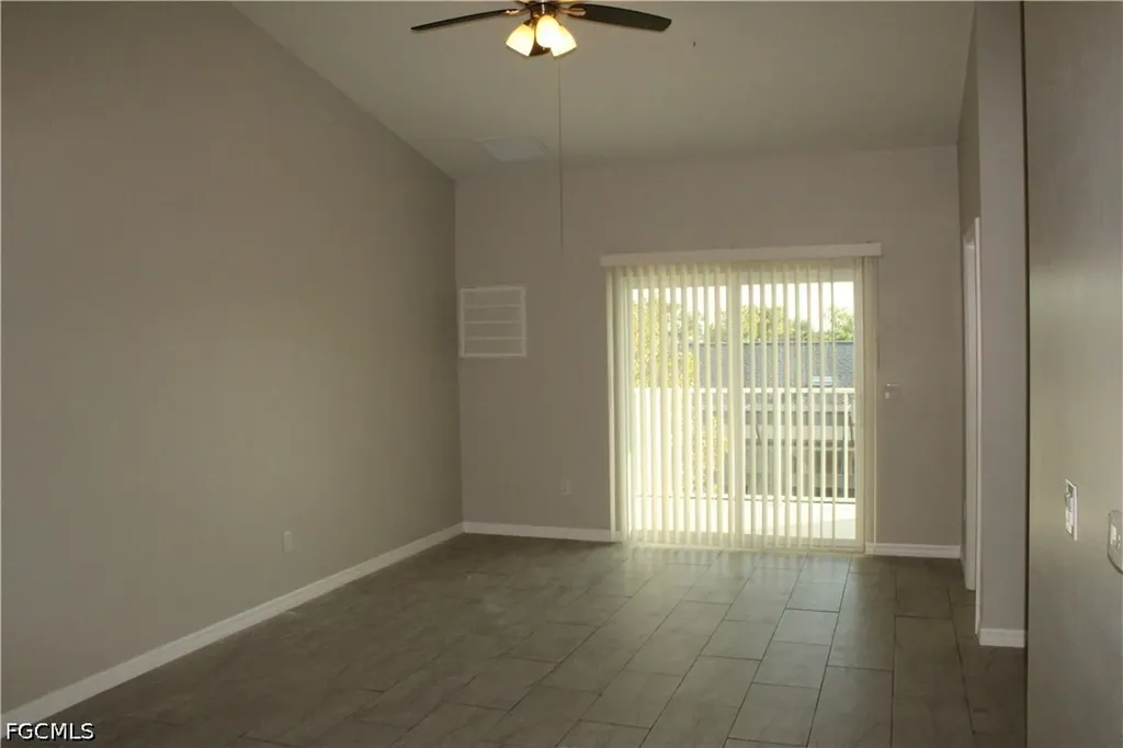 912 SW 39th Terrace Cape Coral FL 33914