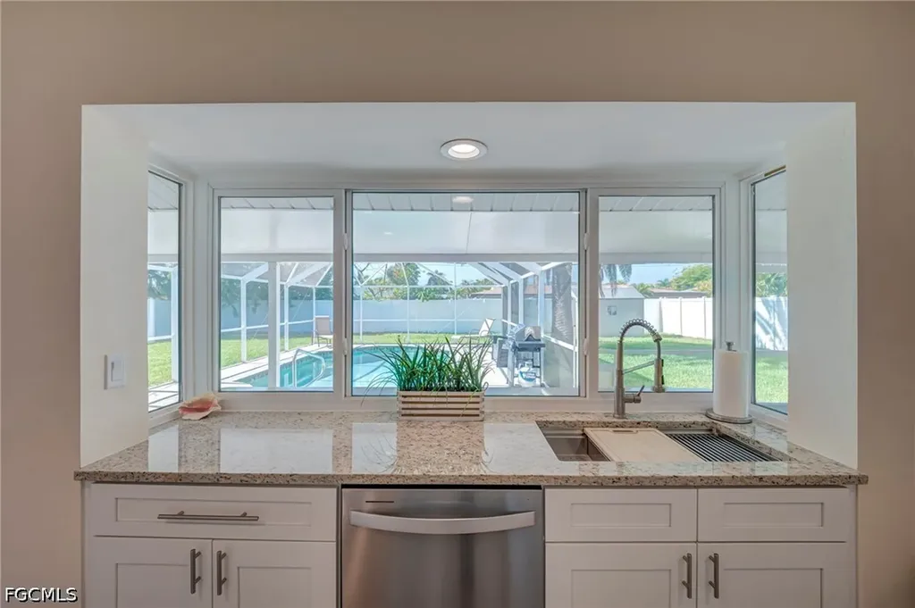150 SW 48th Terrace Cape Coral FL 33914