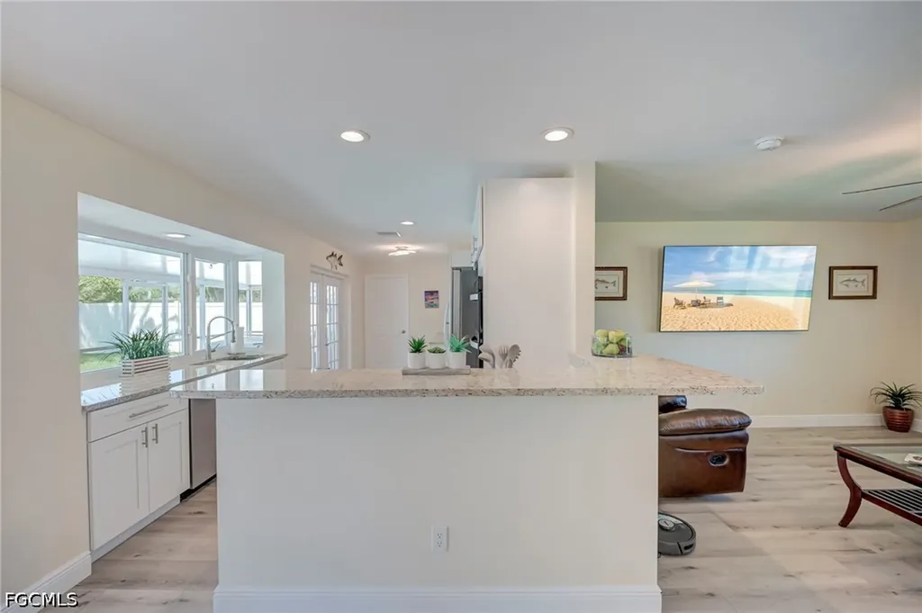 150 SW 48th Terrace Cape Coral FL 33914