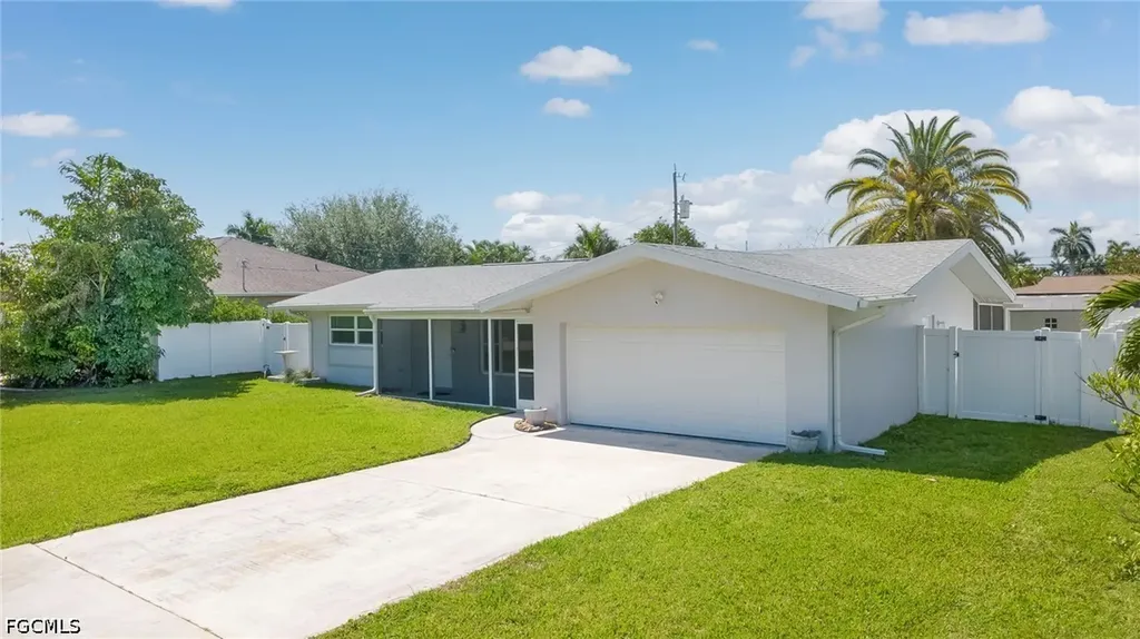 150 SW 48th Terrace Cape Coral FL 33914
