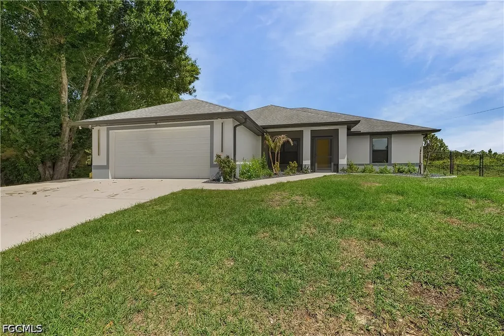 1012 Calvin Avenue Lehigh Acres FL 33972