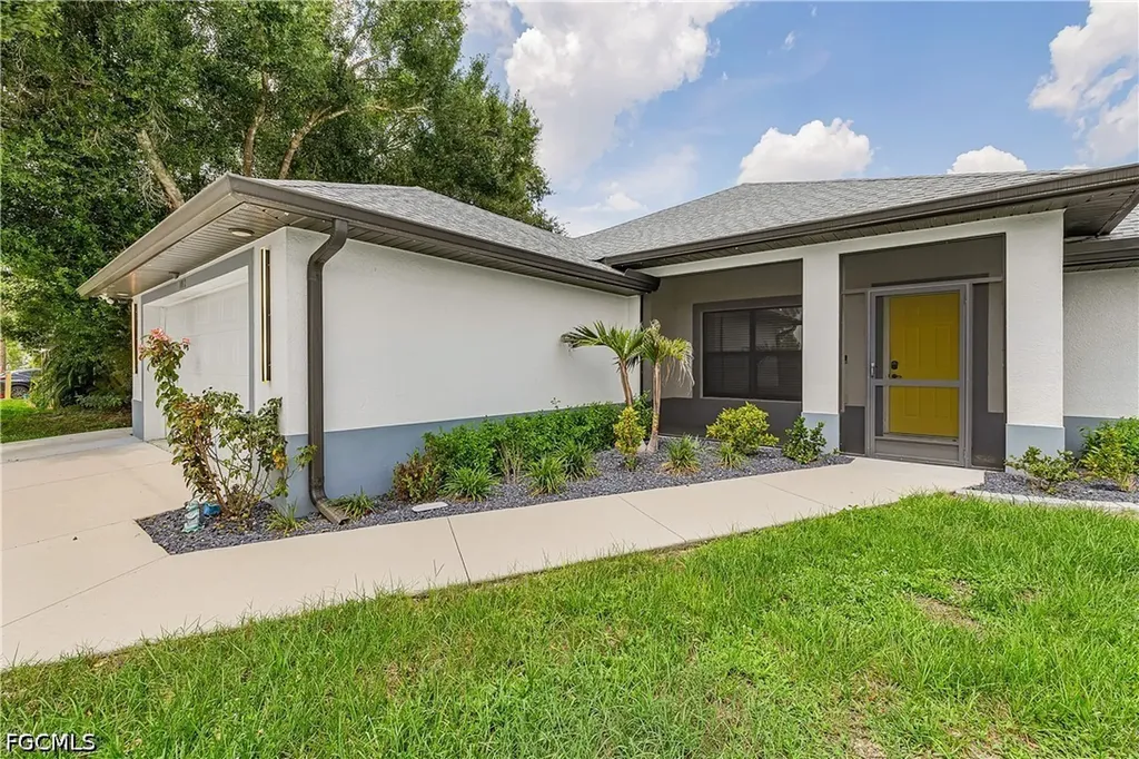 1012 Calvin Avenue Lehigh Acres FL 33972