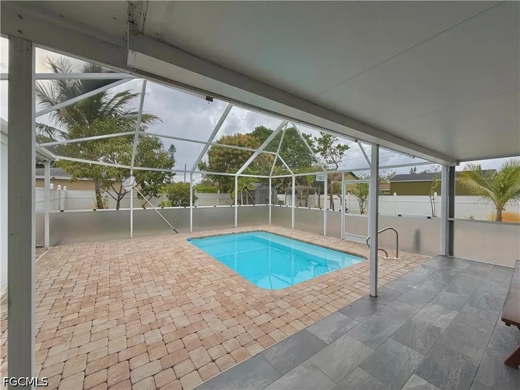 1821 Winkler Avenue Fort Myers FL 33901